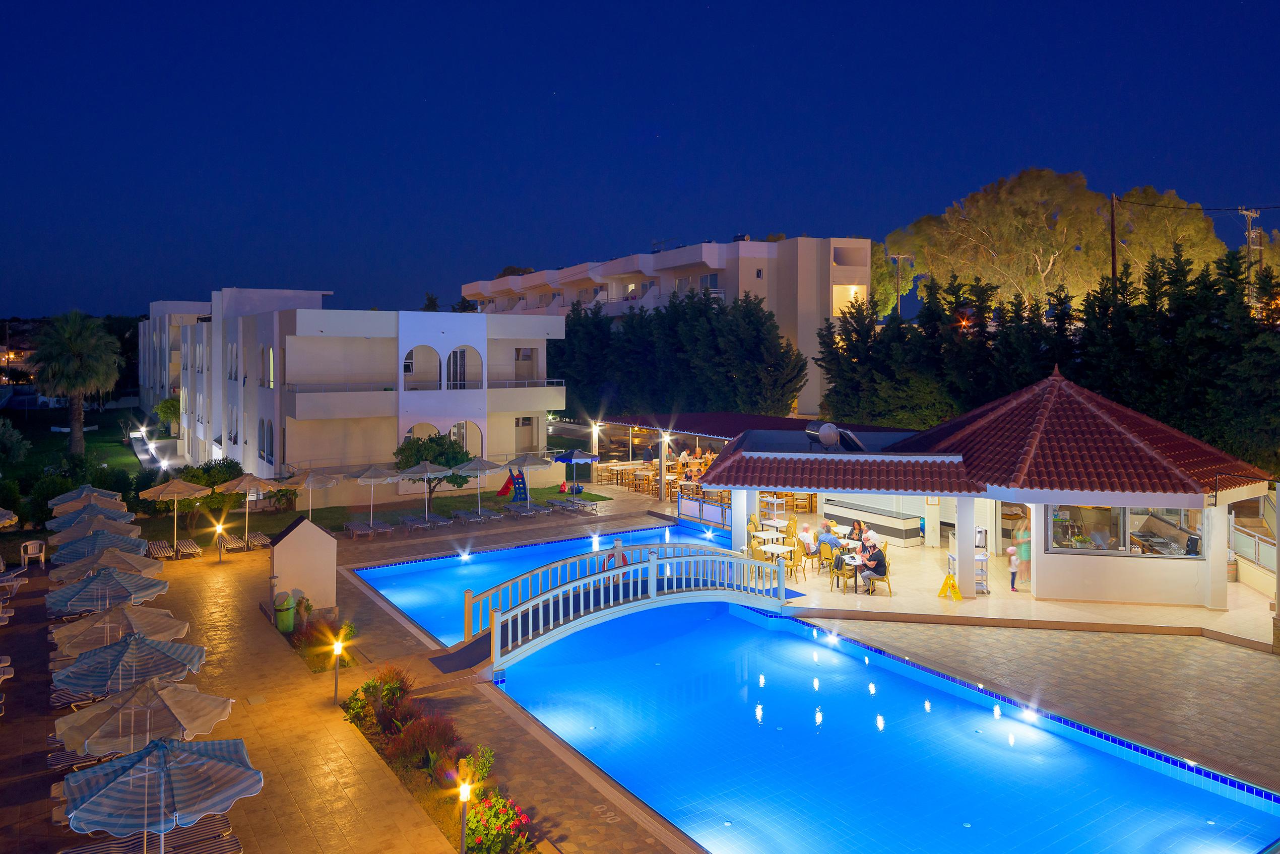 Memphis Beach Hotel Колимбия Екстериор снимка