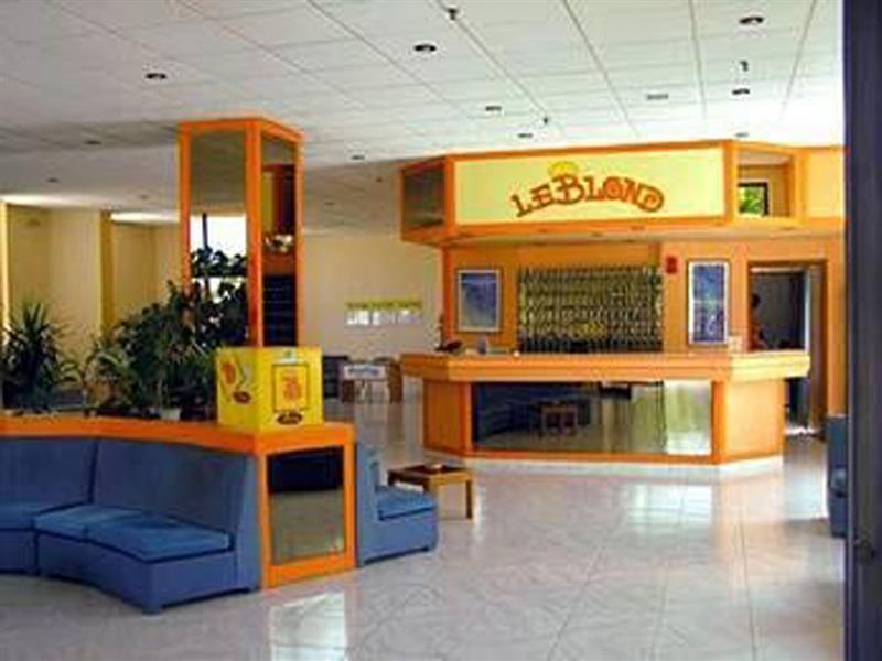 Memphis Beach Hotel Колимбия Екстериор снимка