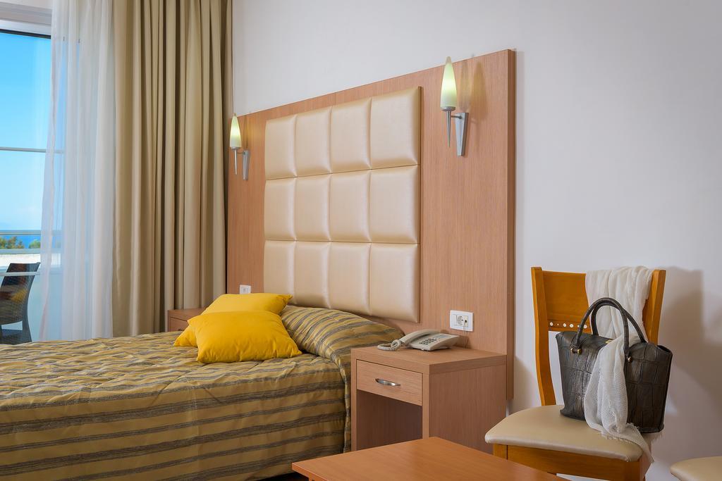 Memphis Beach Hotel Колимбия Екстериор снимка