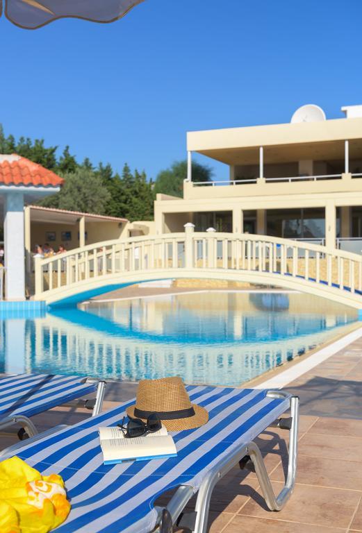 Memphis Beach Hotel Колимбия Екстериор снимка