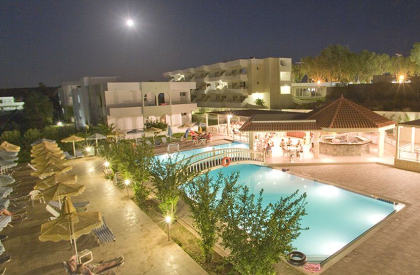 Memphis Beach Hotel Колимбия Екстериор снимка